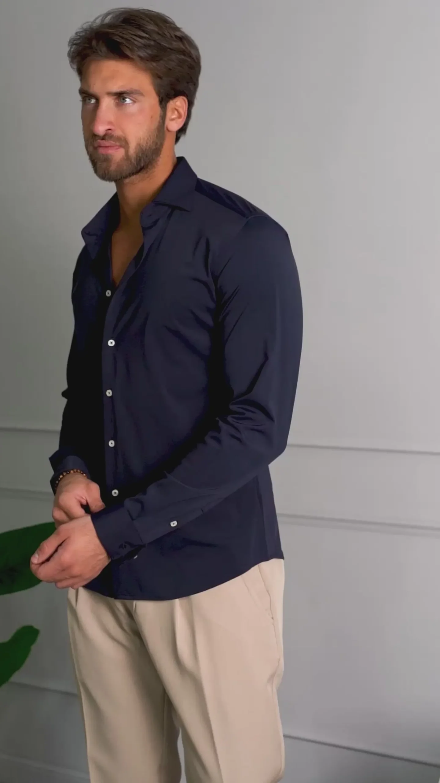 Camicia Uomo Tessuto No Stiro Basic Colletto Semi-Francese Slim Fit Morbida Nero C2964A