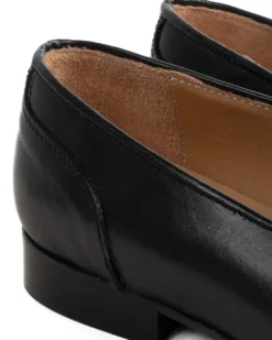 Mocassini uomo con fibbia frangia borchie scarpe copelle eleganti pelle vitello cerimonia suola di cuoio con ovalino antiscivolo casual nero GIOSAL-S1272A