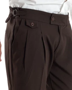 Pantaloni Uomo Classico Con Pinces Vita Alta Gurkha Pants Abbottonatura Allungata Fibbie Viscosa Estivo Casual Marrone GIOSAL-P6273A