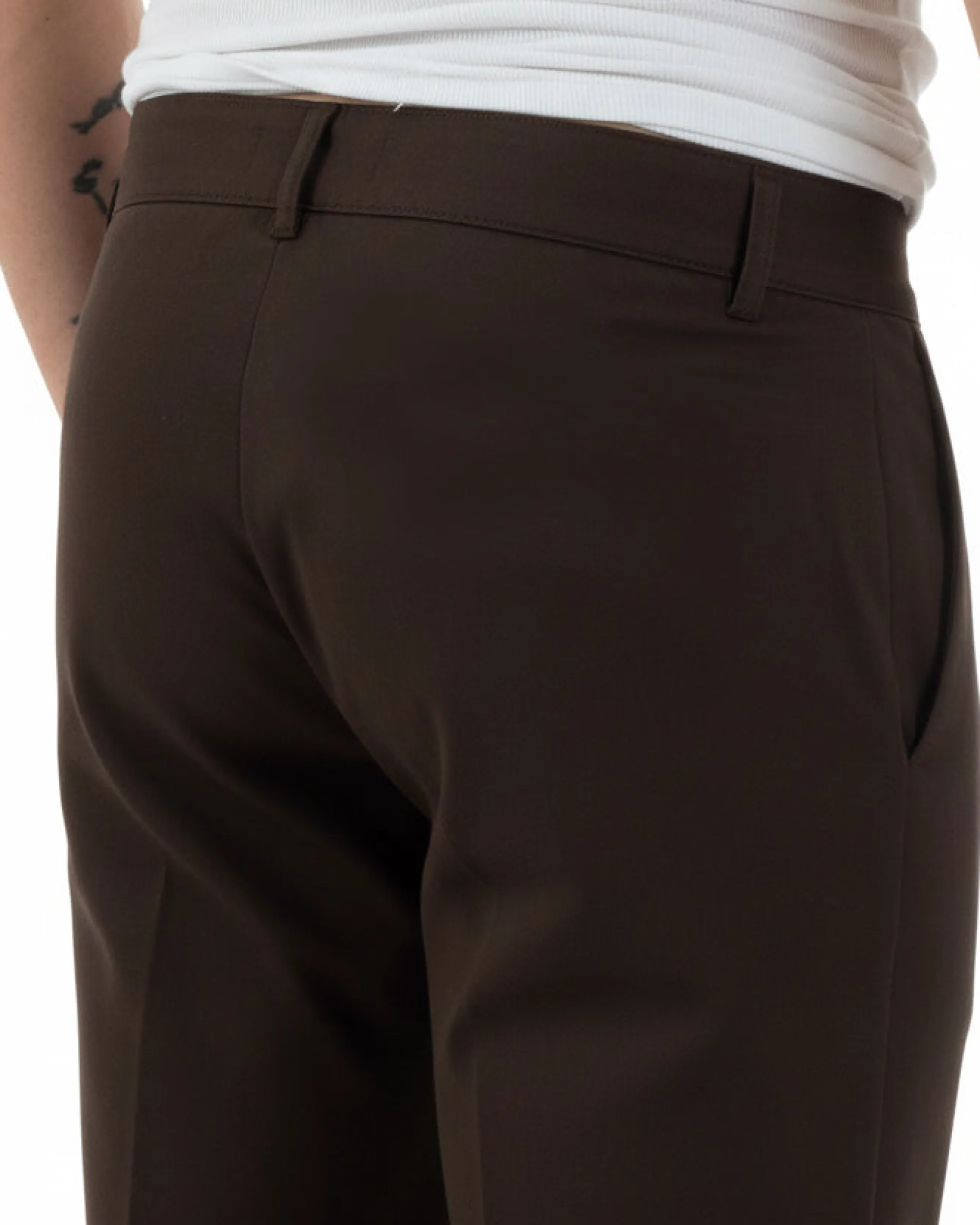 Pantaloni uomo viscosa leggera abbottonatura allungata tasche america classico marrone GIOSAL-P6468A